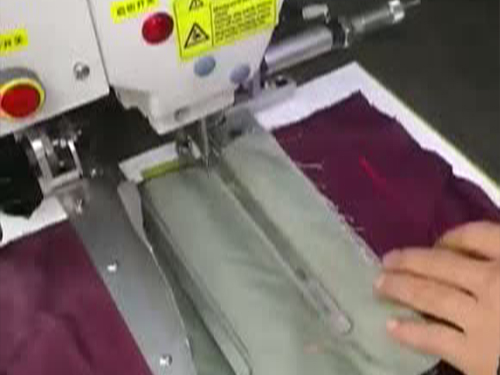 电脑激光开袋机操作视频